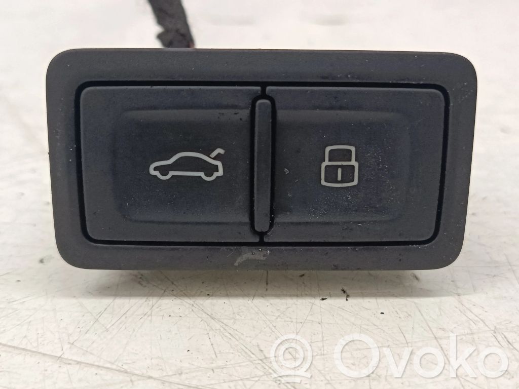Audi A7 S7 4G Tailgate/boot open switch button 