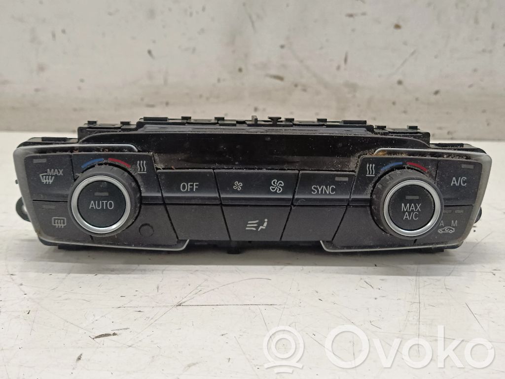 BMW 2 F46 Climate control unit 