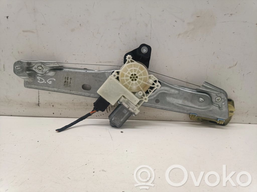 Opel Astra K Elektryczny podnośnik szyby drzwi tylnych 