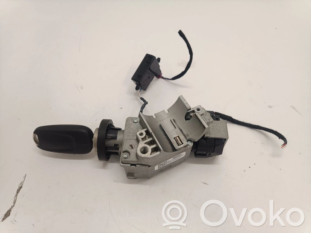 Opel Astra K Užvedimo spynelė 