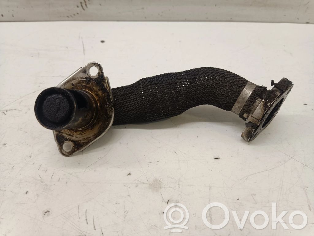 Audi A4 S4 B9 Caurulīte (-es) / šļūtene (-es) 