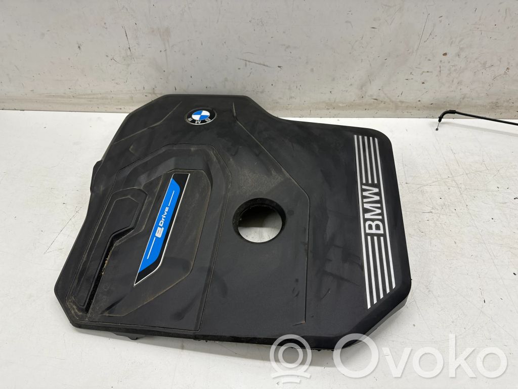 BMW 5 G30 G31 G38 Osłona górna silnika 
