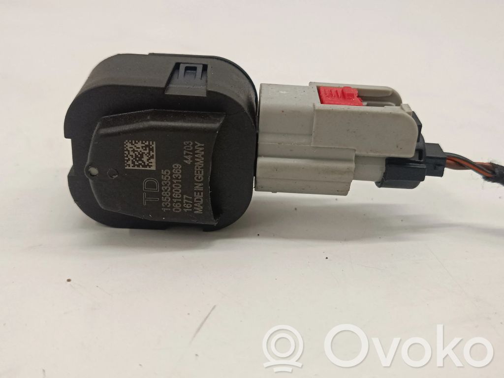 Airbagsensor Crashsensor Drucksensor   13583355
