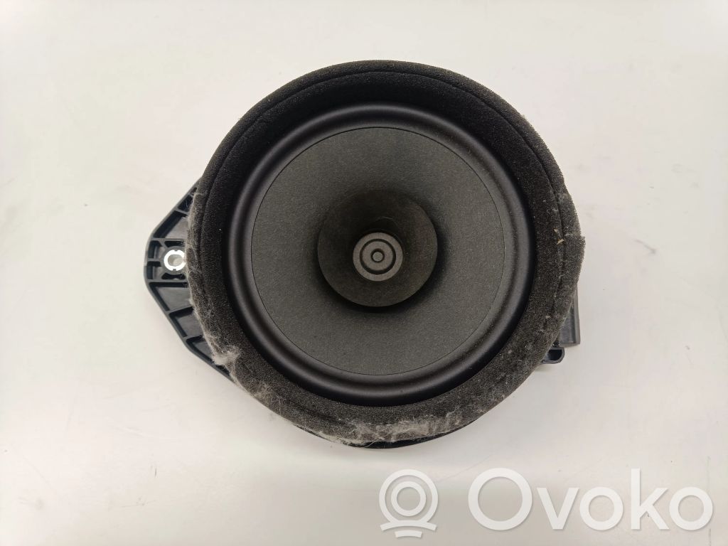 Opel Insignia B Altavoz de la puerta trasera 