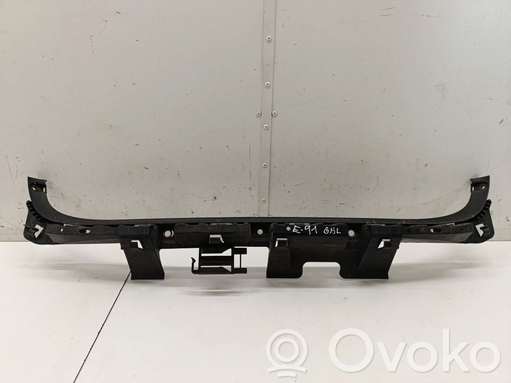 BMW 3 E90 E91 Rear bumper mounting bracket 