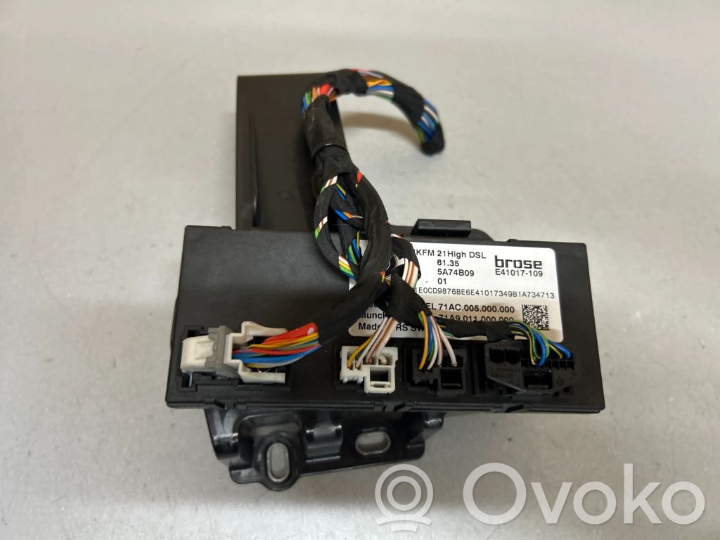 BMW iX Tailgate/trunk control unit/module 