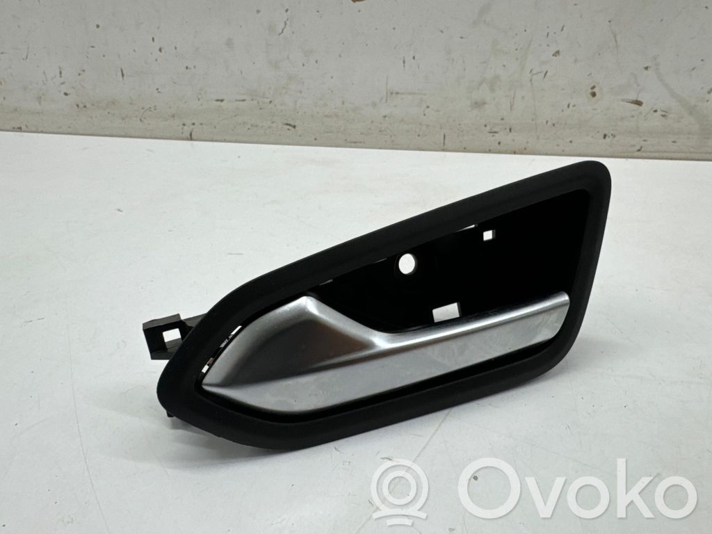 Renault Arkana Loading door interior handle 