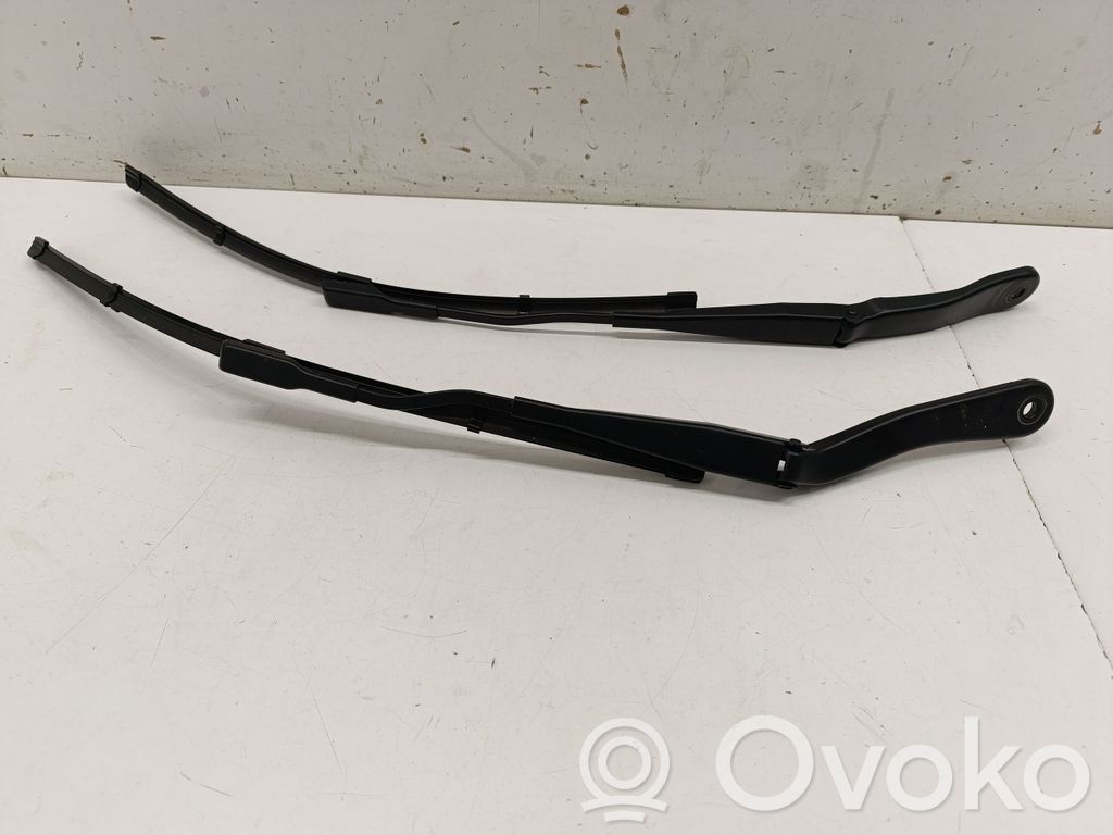 Mini Cooper Countryman F60 Balai d'essuie-glace avant