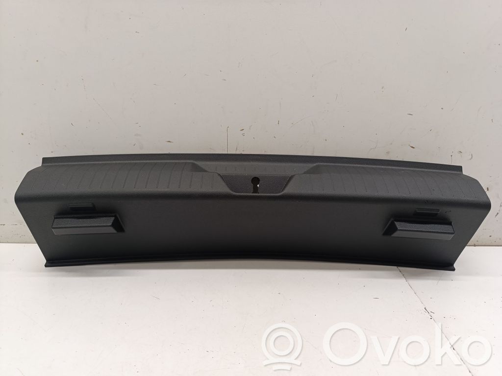 Opel Astra L Protector del borde del maletero/compartimento de carga 