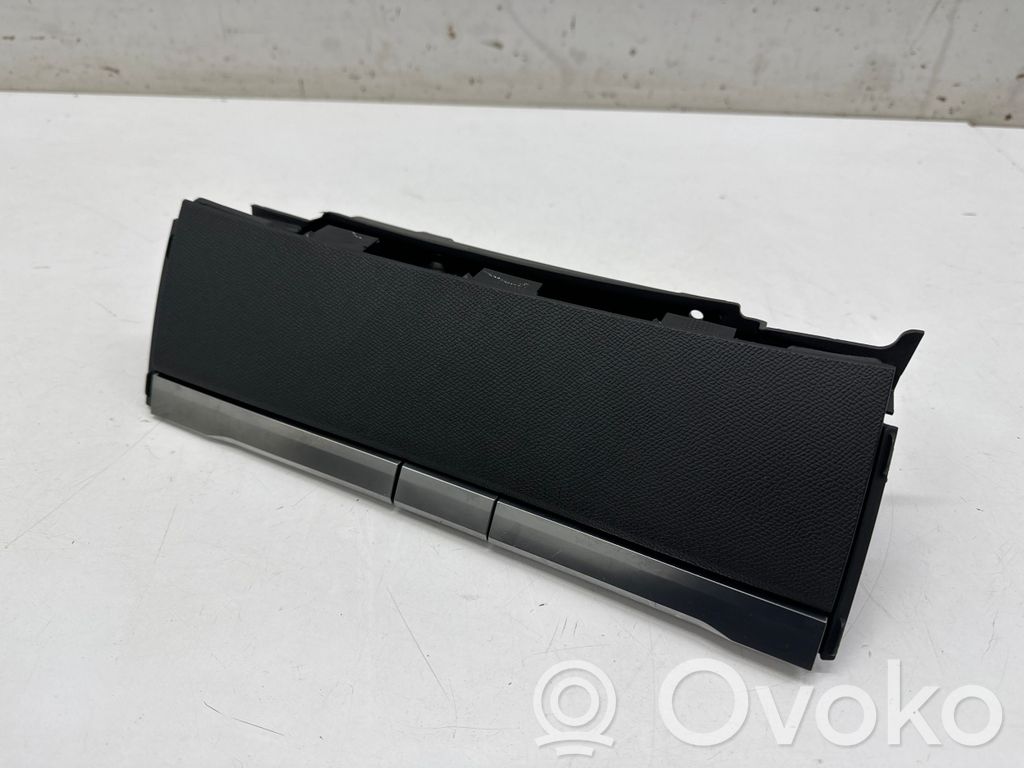 Opel Astra L Otros repuestos del interior 