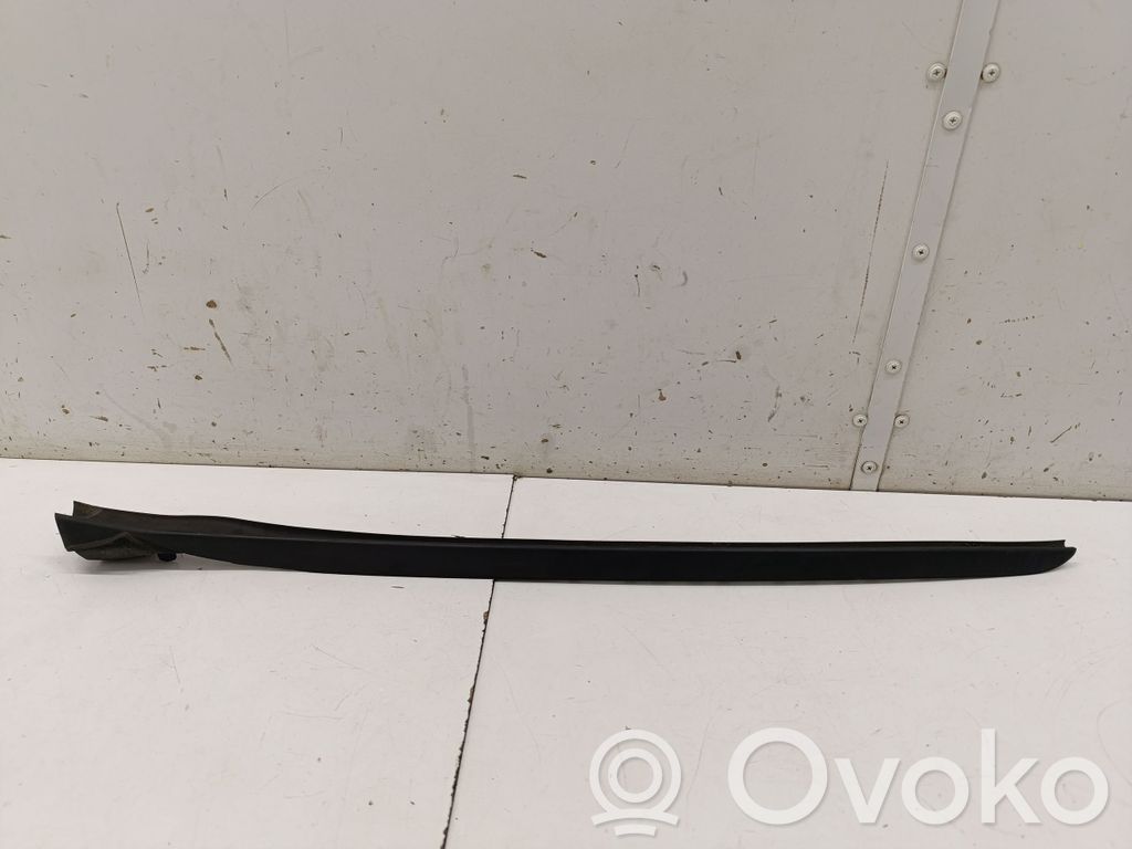 BMW 2 F44 Rivestimento parabrezza 
