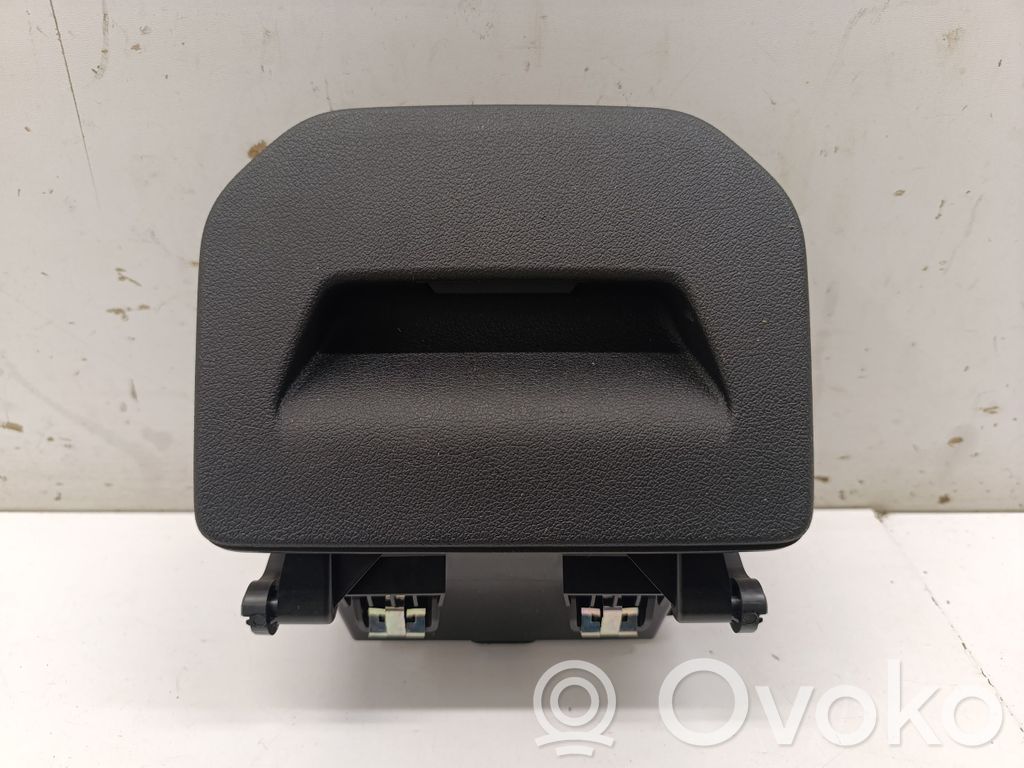 Guantera   6823240