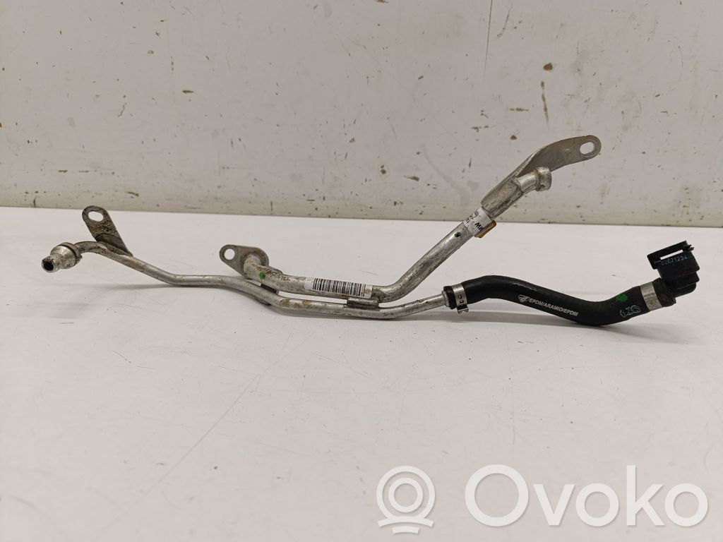 BMW 2 F44 Przewód / Wąż chłodnicy 
