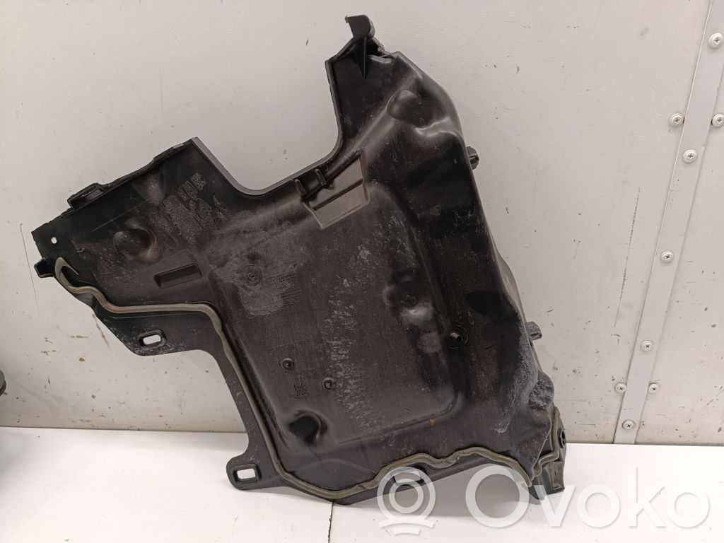Mercedes-Benz GLE W167 Altra parte del vano motore 