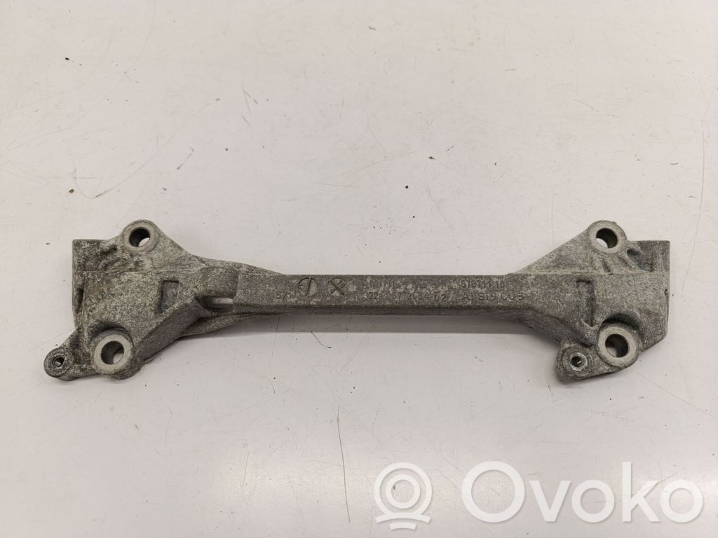 Mini Cooper Countryman R60 Engine mounting bracket 