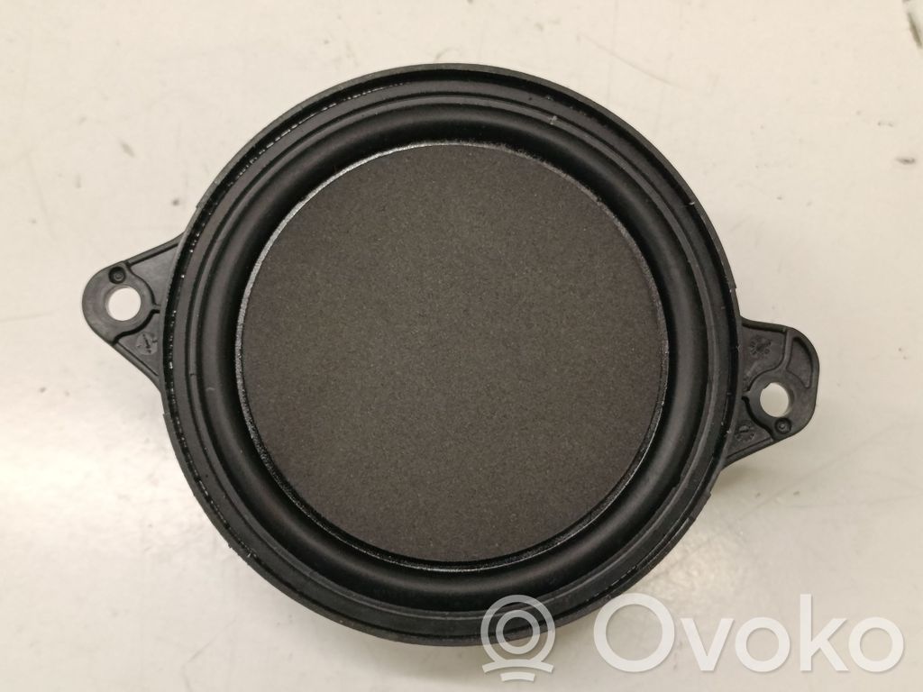Audi A3 8Y Panel speaker 