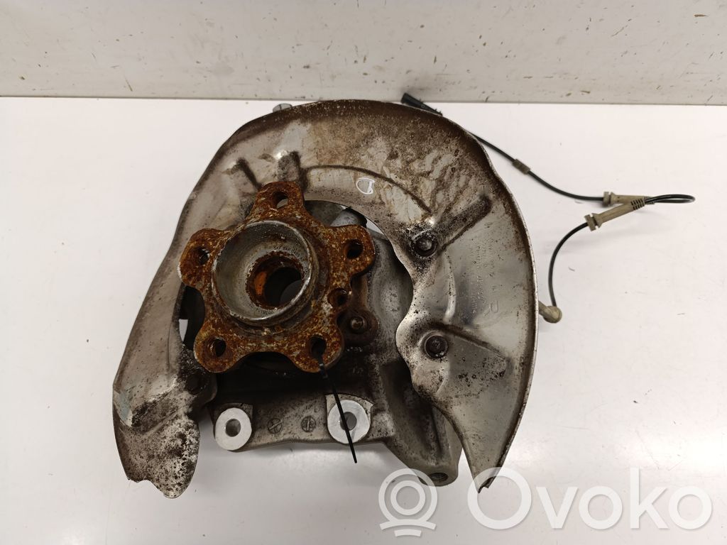 BMW 5 G30 G31 G38 Galinė stebulė 