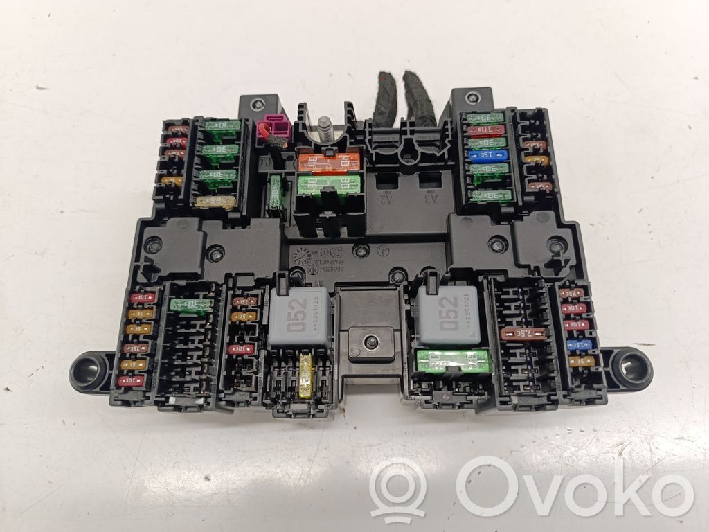 Mercedes-Benz A W177 Módulo de fusible 