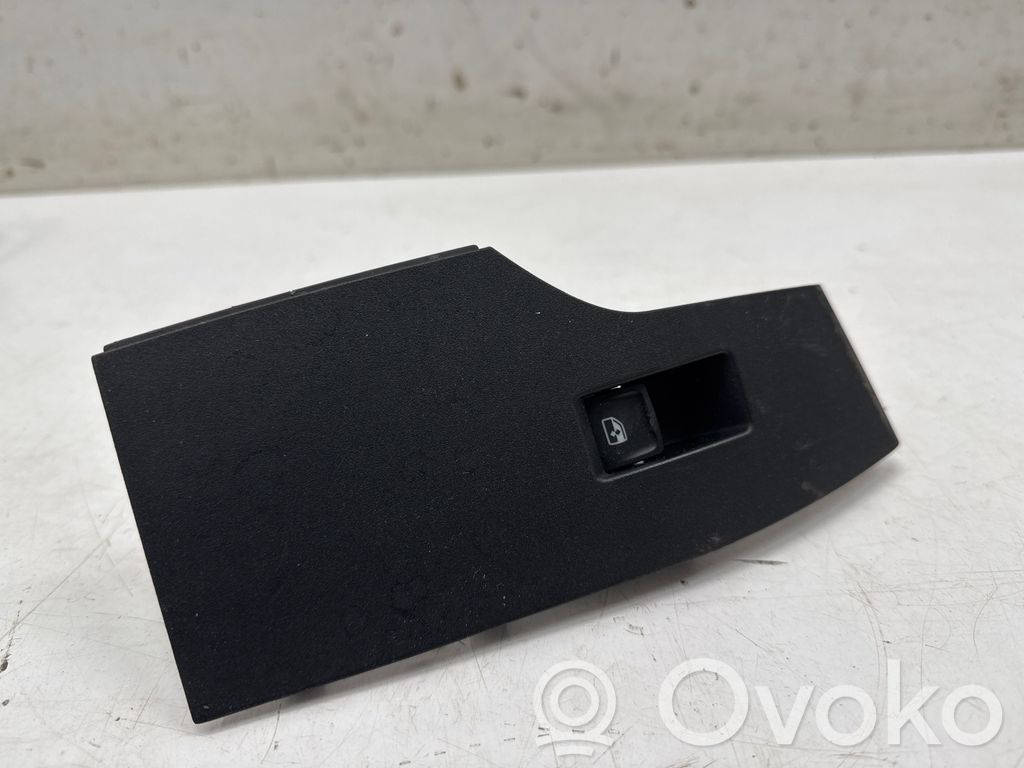 Seat Arona Electric window control switch 