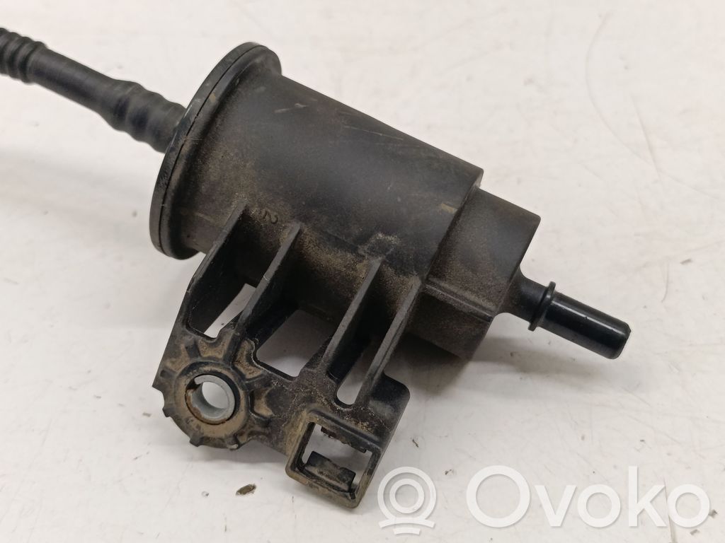Toyota Yaris XP210 Aktivkohlefilter 