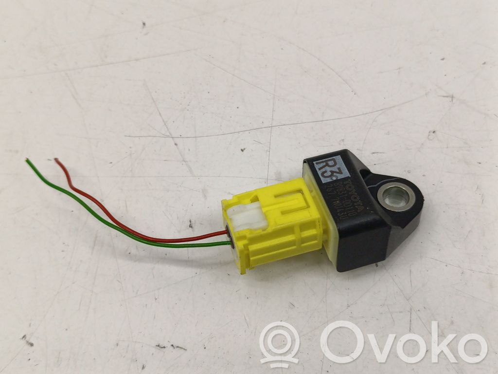 Toyota Yaris XP210 Airbagsensor Crashsensor Drucksensor 