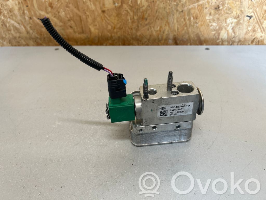 Renault Arkana Radiador de refrigeración del A/C (condensador) 