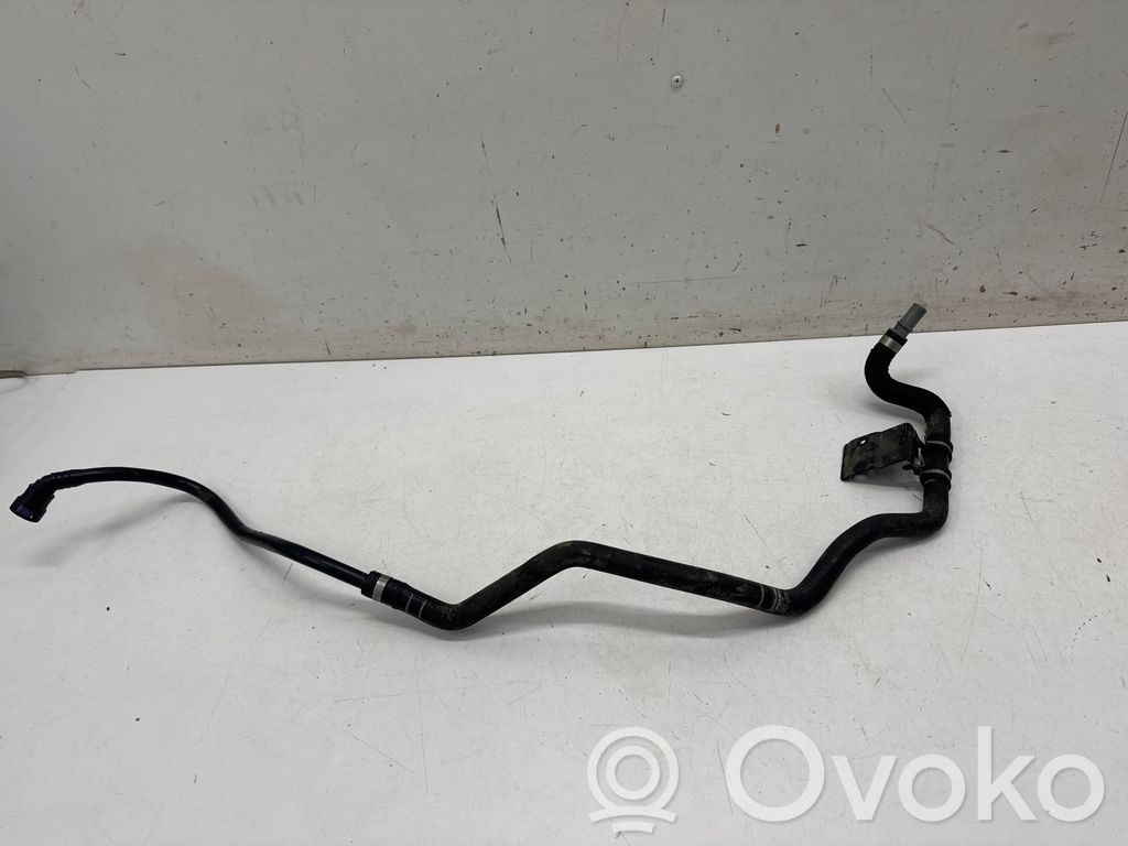Volvo XC60 Conductă/furtun lichid de răcire motor 