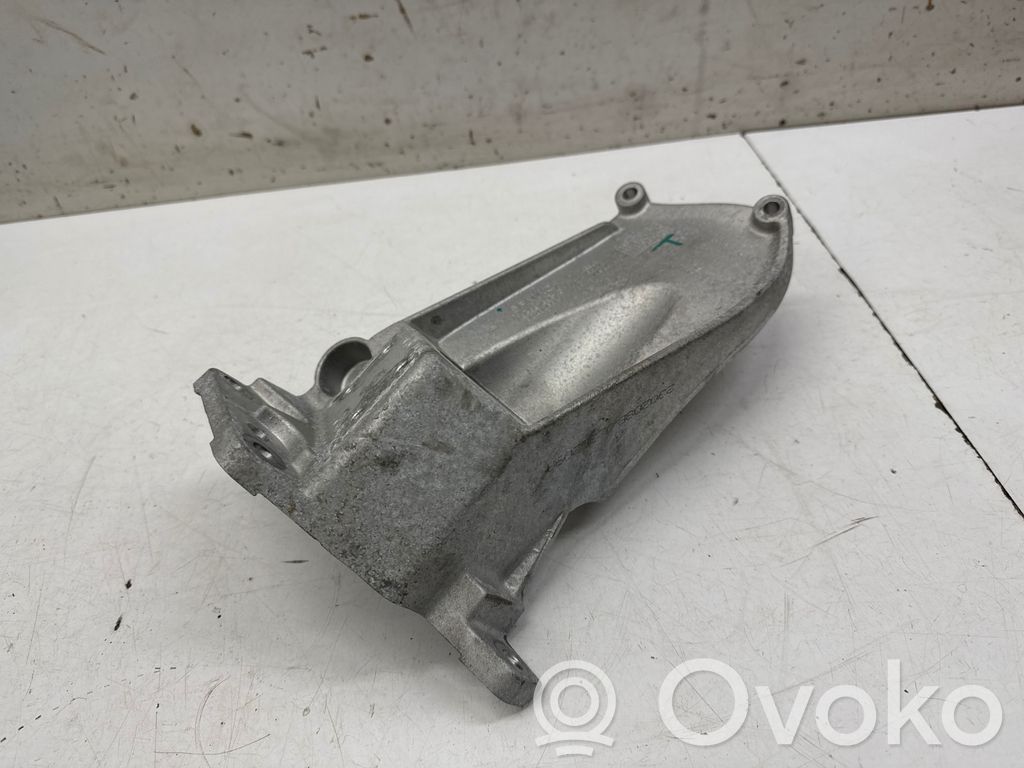 Volvo XC90 Other engine bay part 