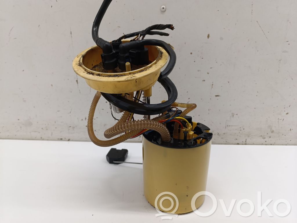 Audi A7 S7 4G Bomba interna de combustible 