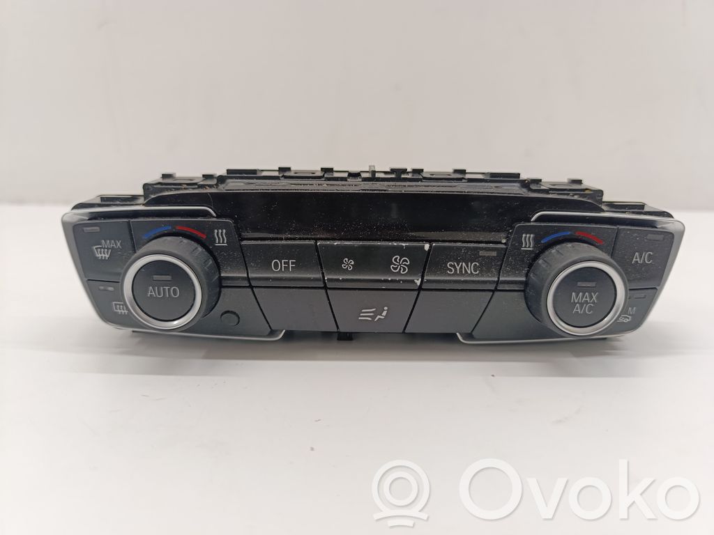 BMW 2 F46 Climate control unit 