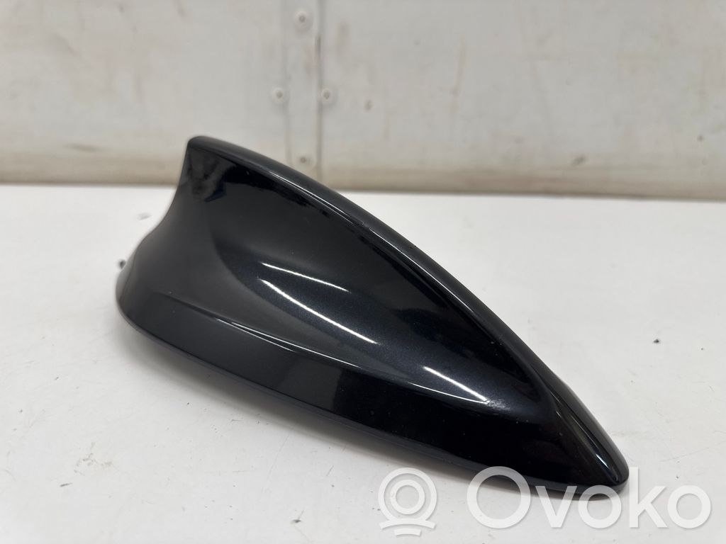BMW 3 F30 F35 F31 GPS-pystyantenni 