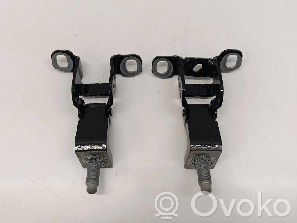 BMW iX1 Tailgate/trunk/boot hinge 