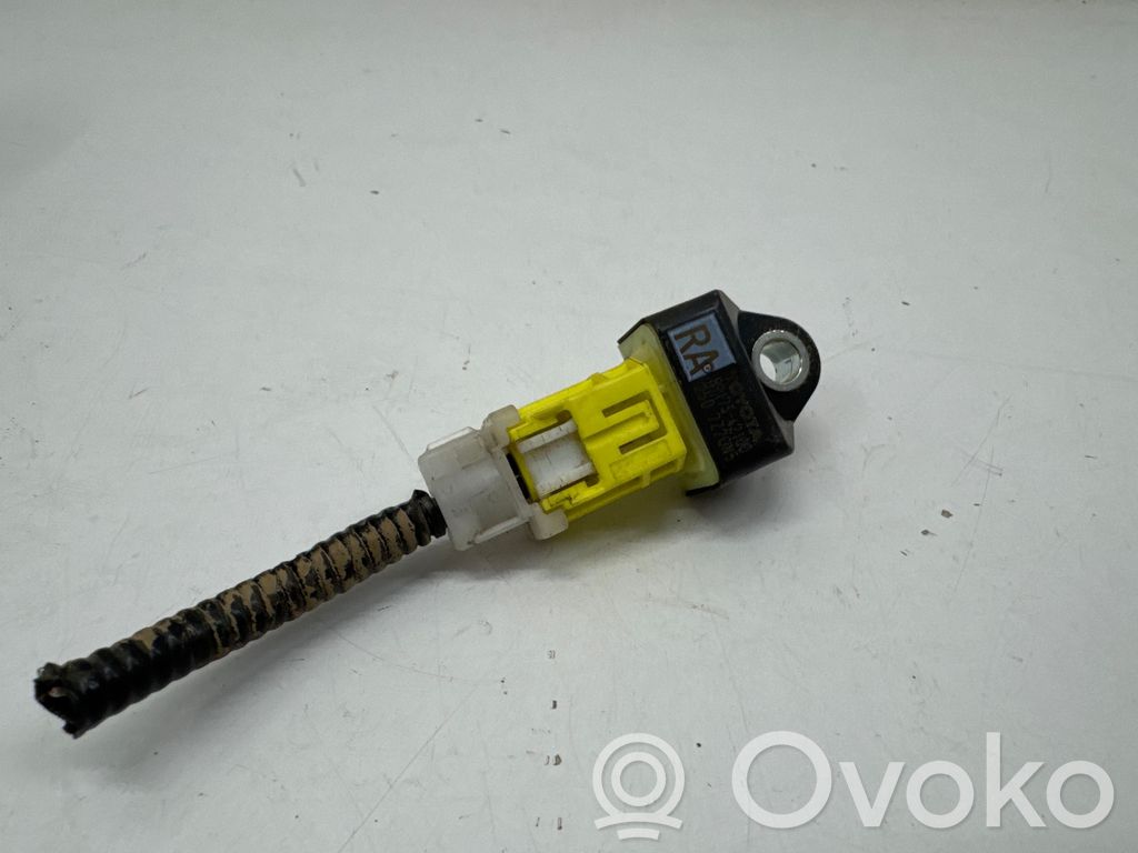 Lexus ES 300h (7th Gen) Sensor impacto/accidente para activar Airbag 