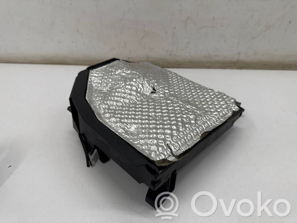 BMW 2 Active Tourer U06 Engine control unit box 