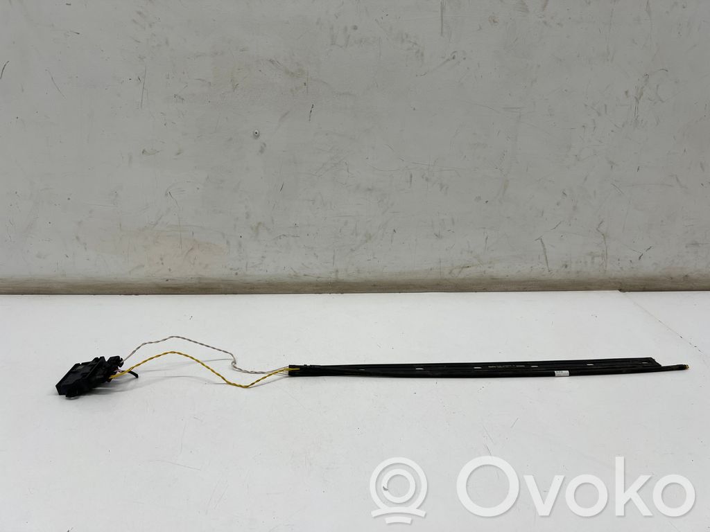 BMW 2 Active Tourer U06 Tailgate/trunk control unit/module 