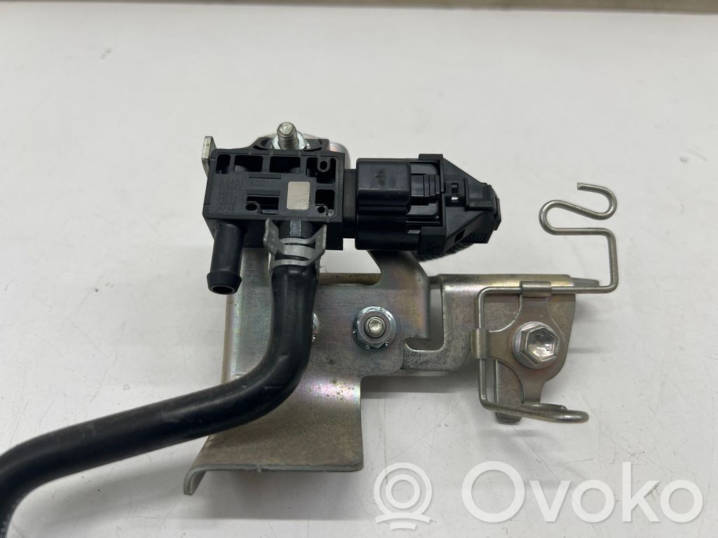 Toyota Yaris XP210 Capteur de pression des gaz d'échappement 
