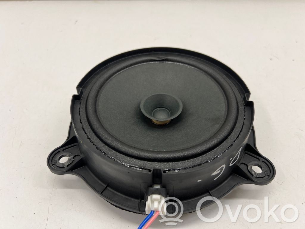 Nissan Qashqai J12 Głośnik drzwi tylnych 
