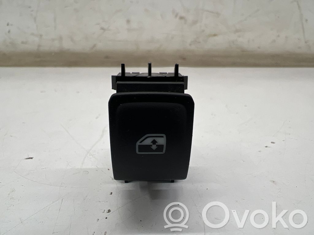 Seat Arona Electric window control switch 