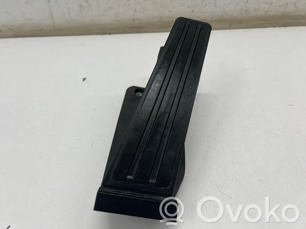 Porsche Taycan 9J1 Pedał gazu / przyspieszenia 