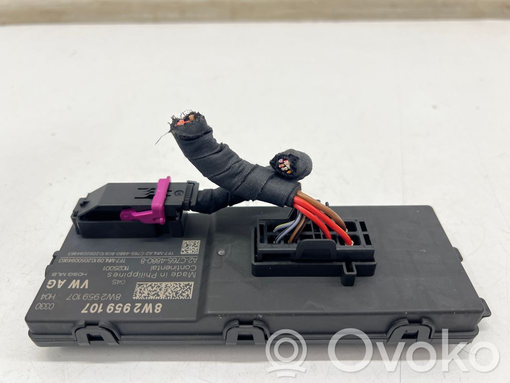 Porsche Taycan 9J1 Unité de commande / module de hayon 