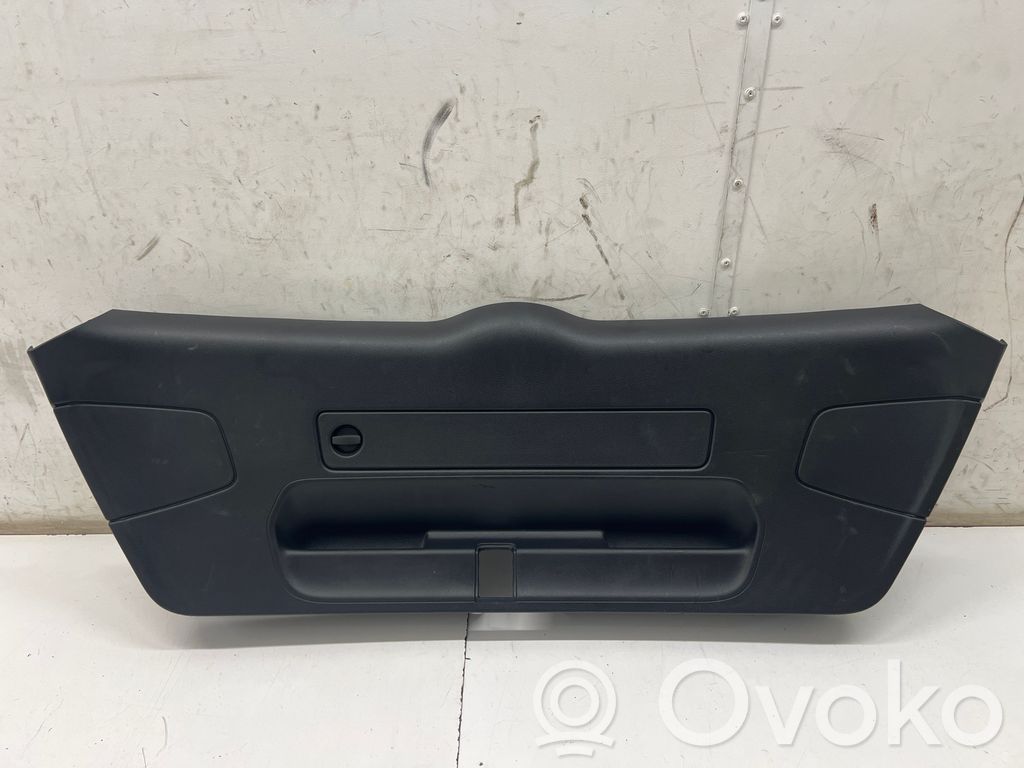 Audi A3 S3 8V Tailgate trim 