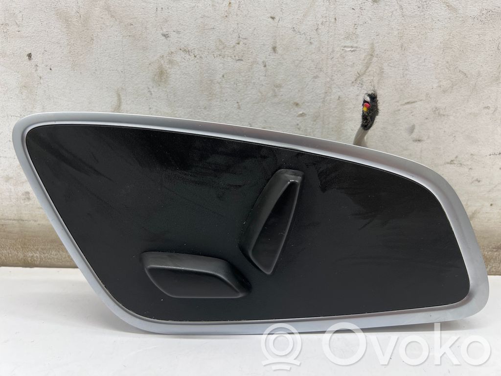 Renault Austral Moldura del control de asiento de la puerta delantera 