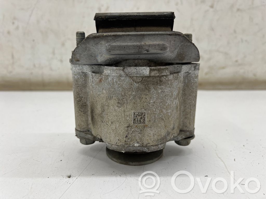 Support de moteur, coussinet   MB3C5D008AB