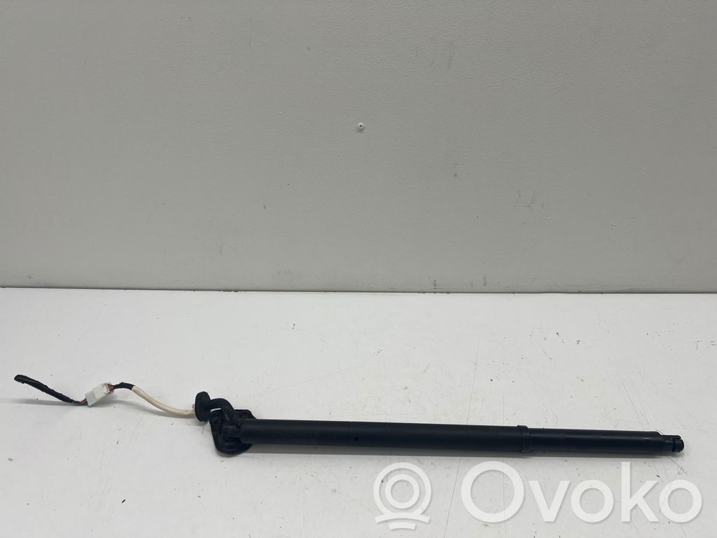 Mazda CX-30 Tailgate/trunk strut/damper 