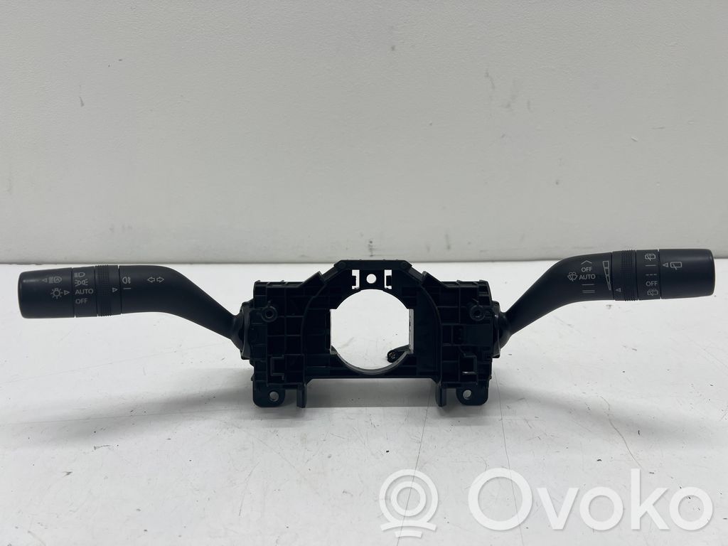 Mazda CX-30 Wiper turn signal indicator stalk/switch 