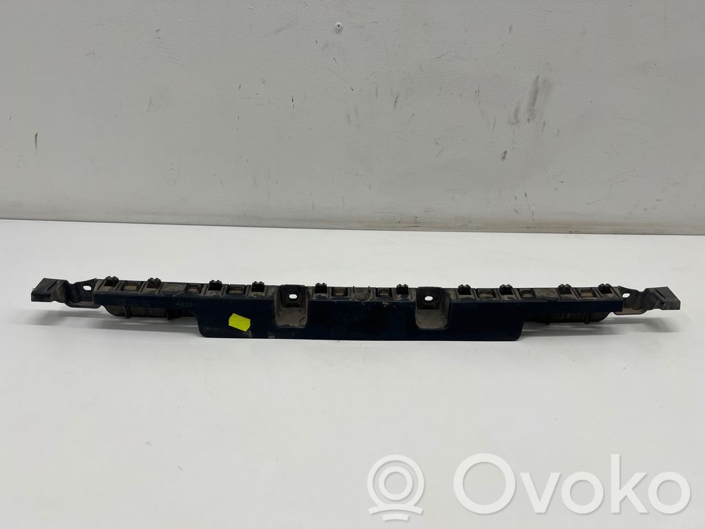 Renault Captur II Soporte de montaje del parachoques trasero 
