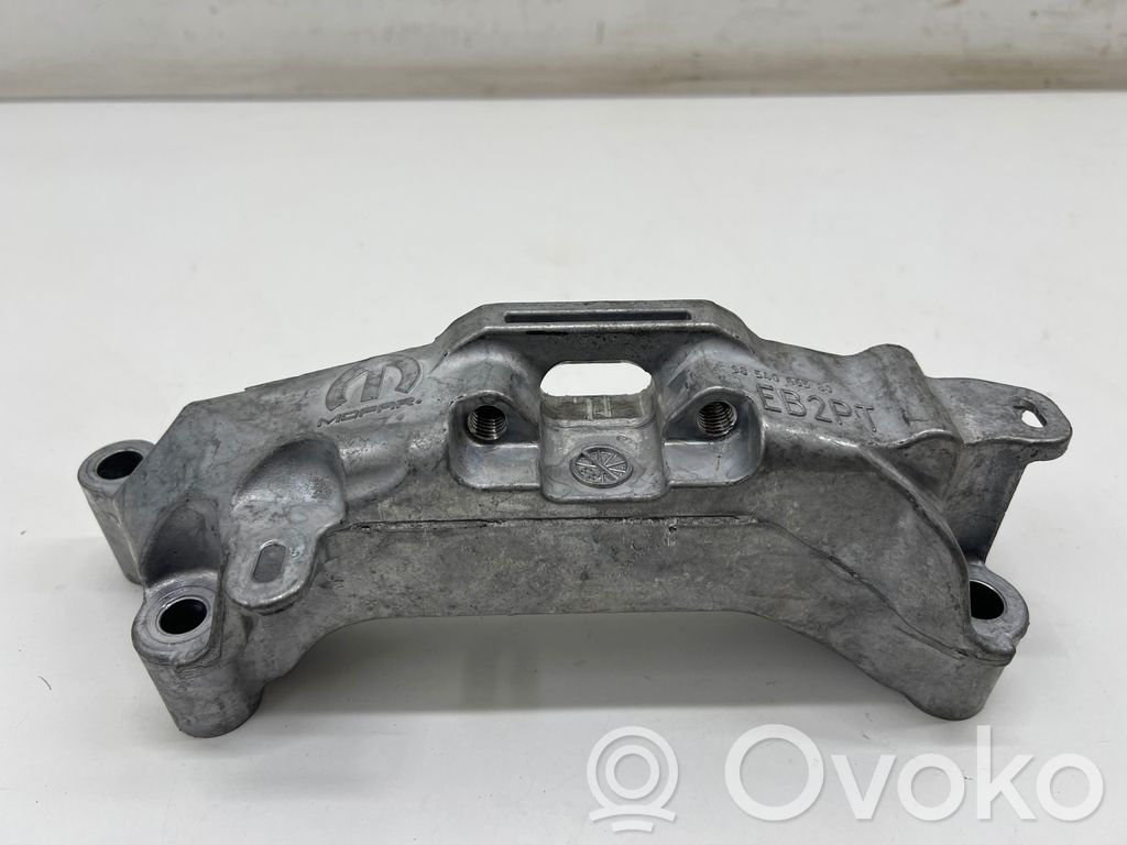 Peugeot 3008 III Engine mounting bracket 