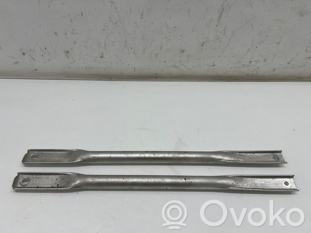 Mercedes-Benz E W213 Alte piese compartiment motor 