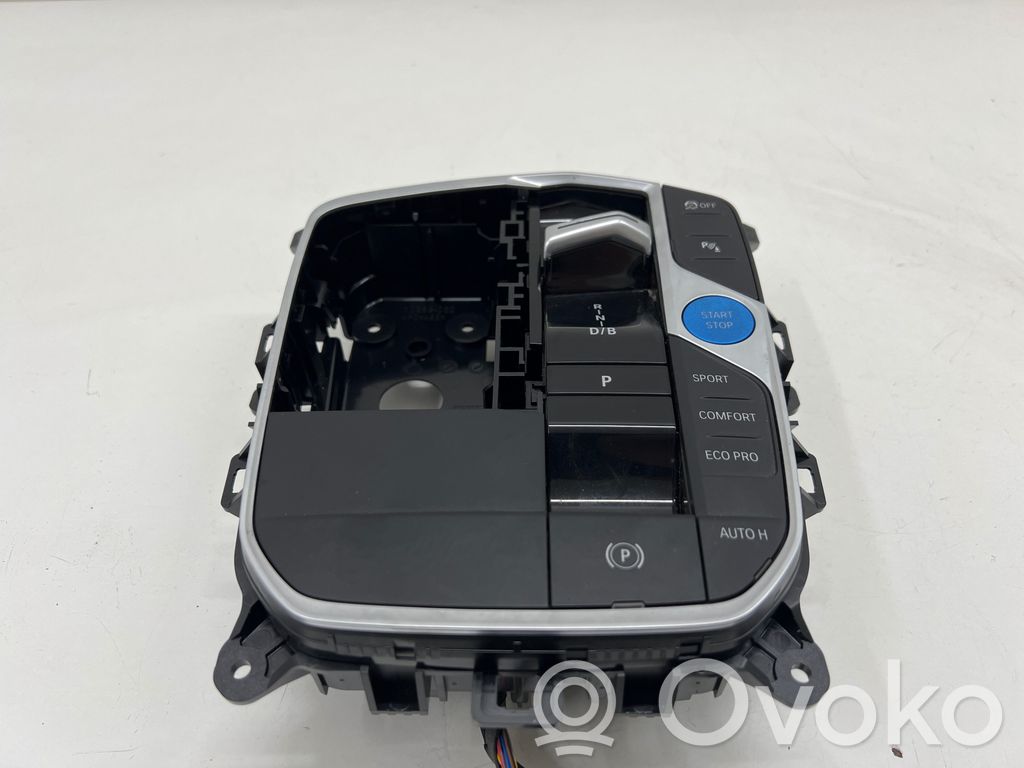 BMW i4 Gear shifter/selector 