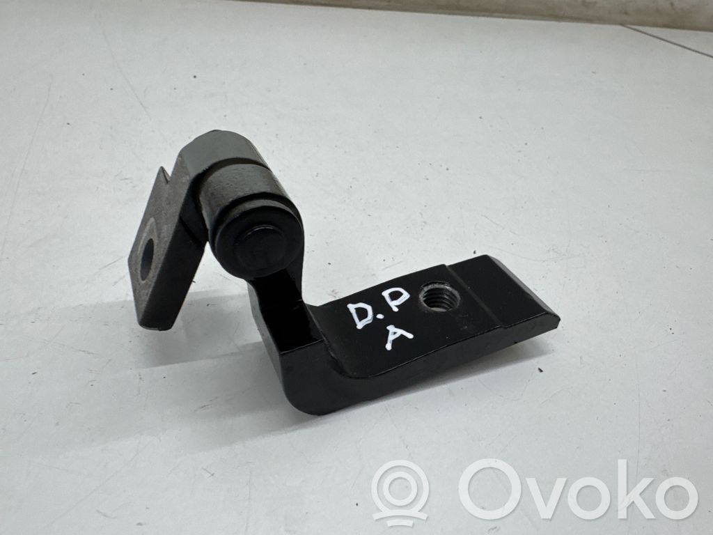 BMW 1 F40 Rear door lower hinge 
